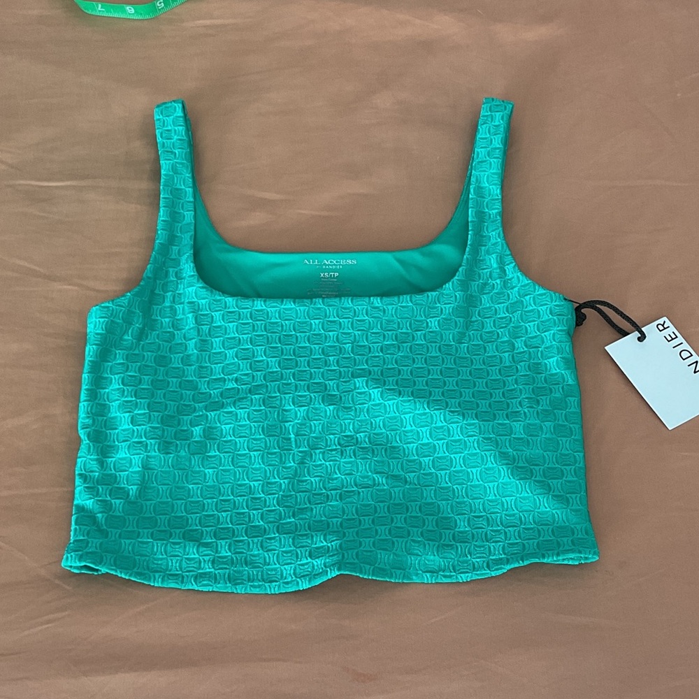 All Access Kelly  Green Crop Top; size XS, new